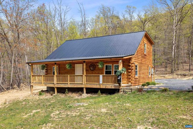 136 WILDWOOD LN, Shenandoah, VA 22849