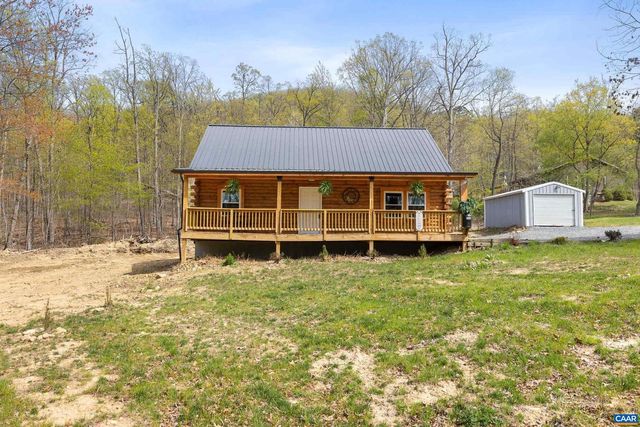 136 WILDWOOD LN, Shenandoah, VA 22849