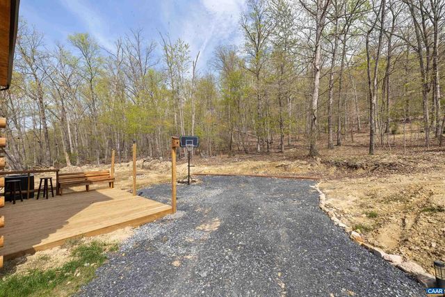 136 WILDWOOD LN, Shenandoah, VA 22849