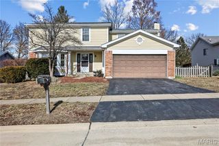 4227 River Oaks Drive, Florissant, MO 63034