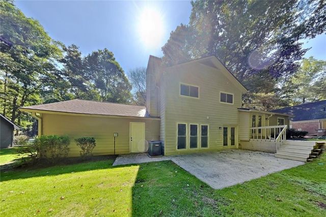 2293 Chimney Springs Drive, Marietta, GA 30062