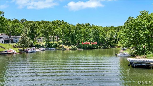 6482 S Lakeshore Drive, Hillsboro, MO 63050