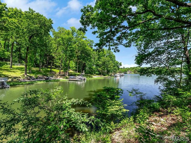 6482 S Lakeshore Drive, Hillsboro, MO 63050