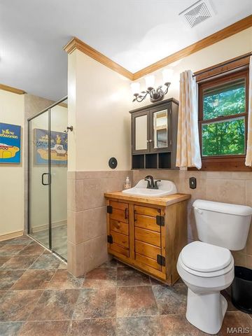 6482 S Lakeshore Drive, Hillsboro, MO 63050