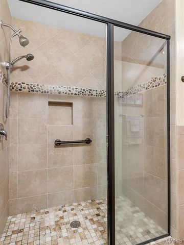 6482 S Lakeshore Drive, Hillsboro, MO 63050