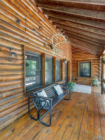 6482 S Lakeshore Drive, Hillsboro, MO 63050