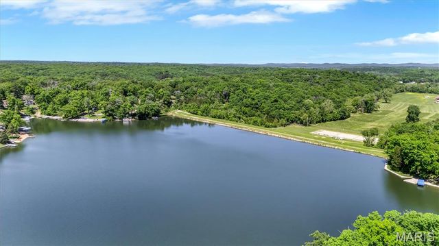 6482 S Lakeshore Drive, Hillsboro, MO 63050