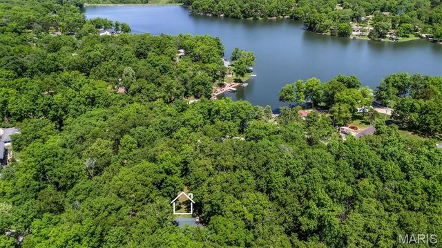 6482 S Lakeshore Drive, Hillsboro, MO 63050