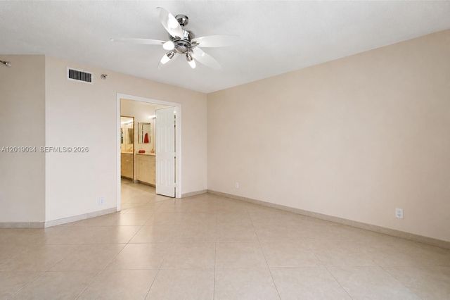 3530 Mystic Pointe Dr 1205, Aventura, FL 33180
