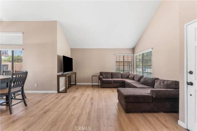 3523 W Avenue K4, Lancaster, CA 93536