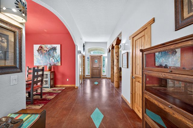 200 Cayuga Trail, Lake Kiowa, TX 76240