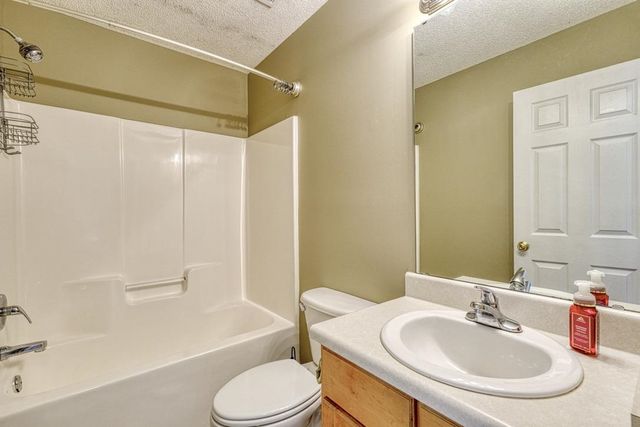 860 Thackston Drive, Spartanburg, SC 29307