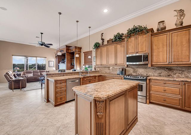 6525 MURANO Way, Lake Worth, FL 33467