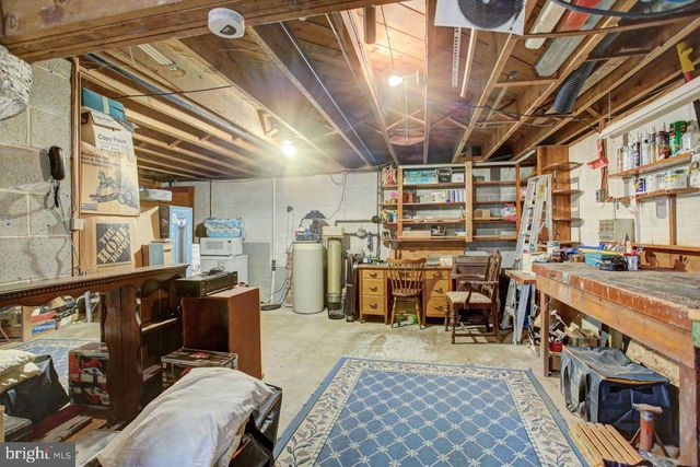 42 E GRANDVIEW AVE, Mercersburg, PA 17236