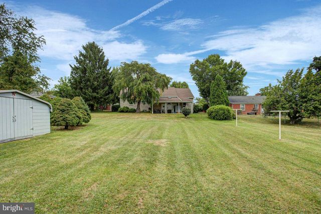 42 E GRANDVIEW AVE, Mercersburg, PA 17236