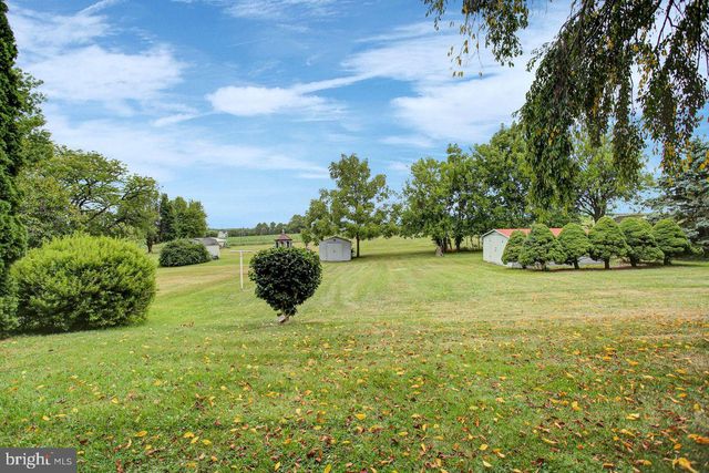 42 E GRANDVIEW AVE, Mercersburg, PA 17236