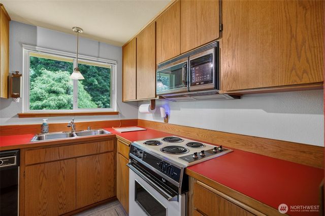 313 147th Avenue SE, Snohomish, WA 98290