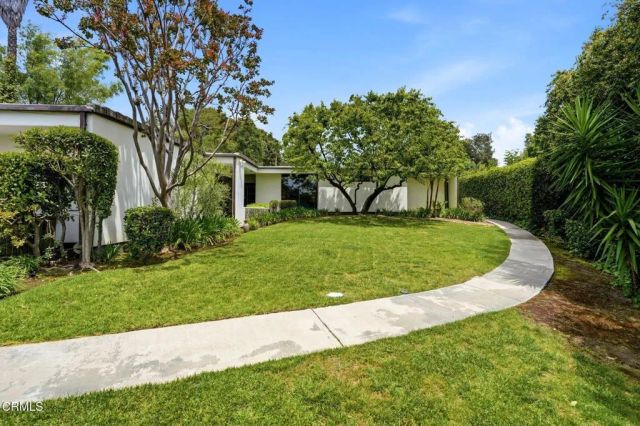 2434 San Antonio Crescent West, Upland, CA 91784
