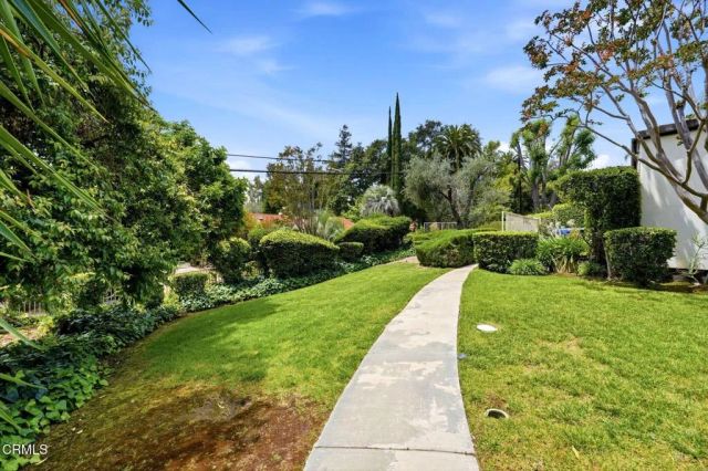2434 San Antonio Crescent West, Upland, CA 91784