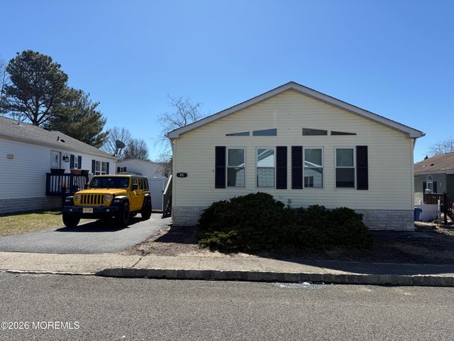 85 Seattle Slew Drive, Howell, NJ 07731