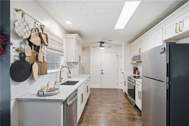 113 Eagle Heart Court, Waleska, GA 30183