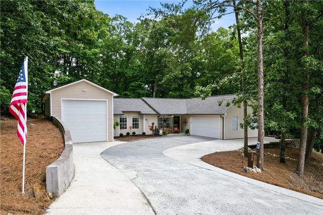 113 Eagle Heart Court, Waleska, GA 30183