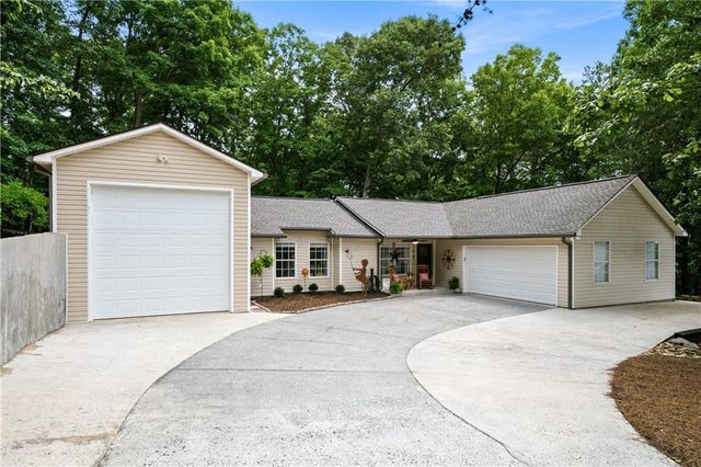113 Eagle Heart Court, Waleska, GA 30183