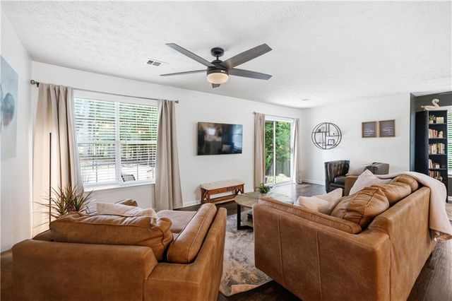 113 Eagle Heart Court, Waleska, GA 30183