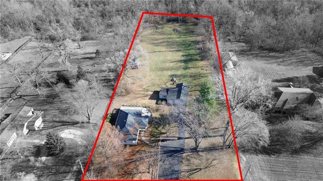 1225 Berry Road, Independence, MO 64057