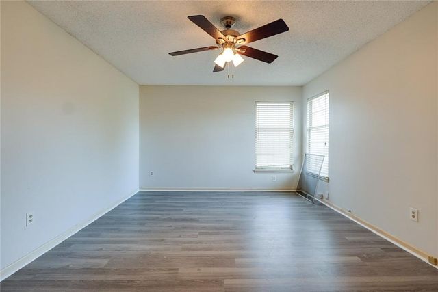 1225 Berry Road, Independence, MO 64057