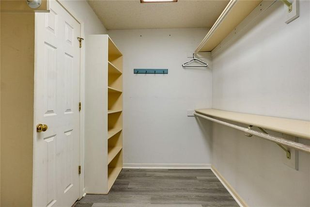 1225 Berry Road, Independence, MO 64057