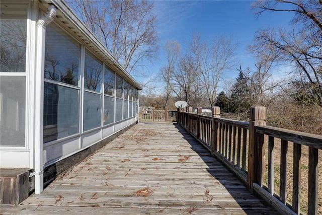 1225 Berry Road, Independence, MO 64057