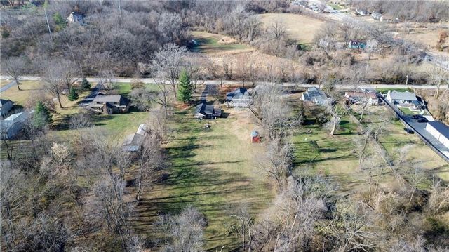 1225 Berry Road, Independence, MO 64057