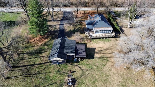 1225 Berry Road, Independence, MO 64057