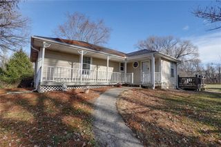 1225 Berry Road, Independence, MO 64057
