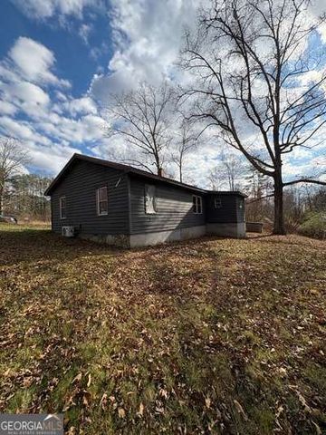 62 Pleasant Hill Road, Murphy, NC 28906