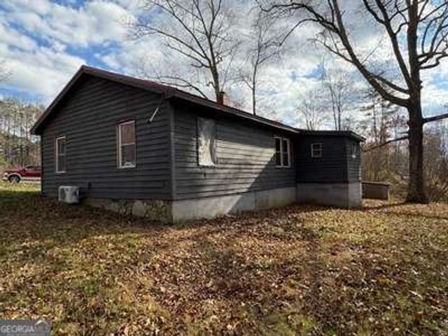 62 Pleasant Hill Road, Murphy, NC 28906