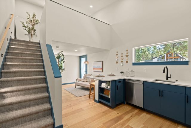 1401 NE 10th Street, Bend, OR 97701