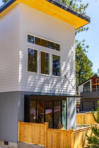 1401 NE 10th Street, Bend, OR 97701