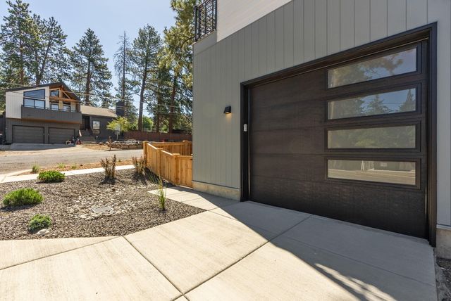 1401 NE 10th Street, Bend, OR 97701
