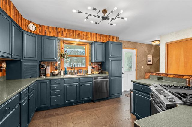 9299 26th Street, Gobles, MI 49055