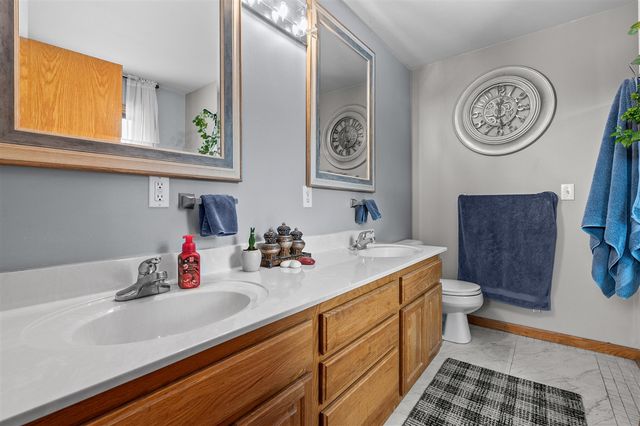 9299 26th Street, Gobles, MI 49055