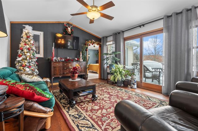 9299 26th Street, Gobles, MI 49055