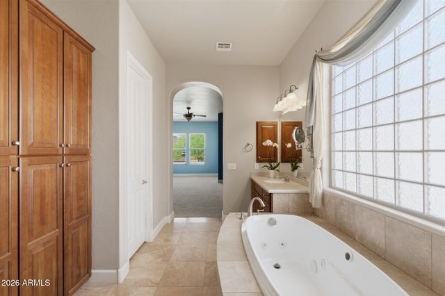 6914 W FREMONT Road, Laveen, AZ 85339