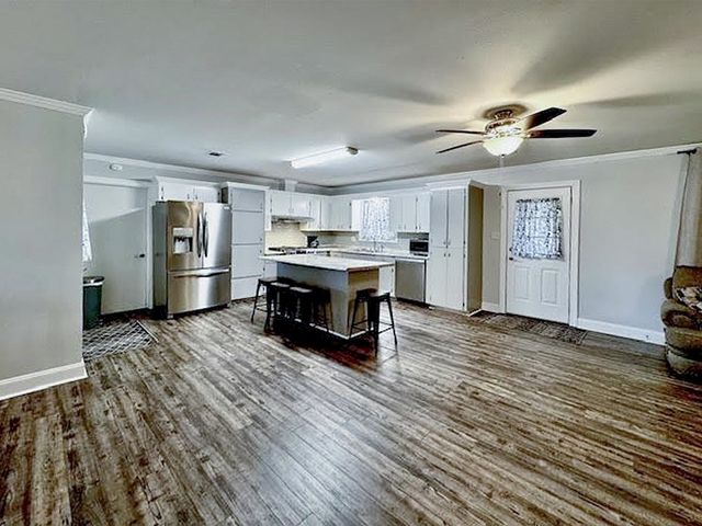 515 Douglas Dr, Houma, LA 70364