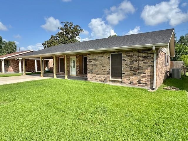 515 Douglas Dr, Houma, LA 70364
