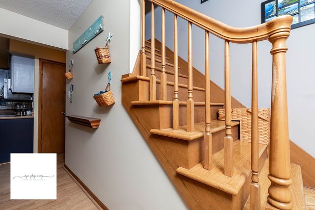 6404 Meredith Drive, Urbandale, IA 50322