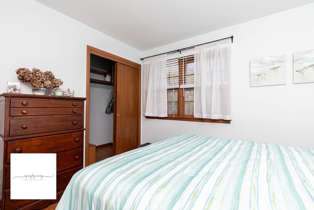 6404 Meredith Drive, Urbandale, IA 50322