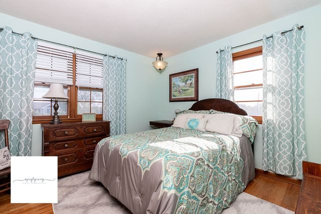 6404 Meredith Drive, Urbandale, IA 50322