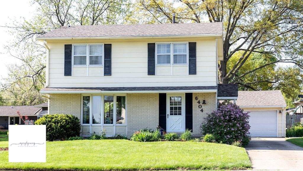 6404 Meredith Drive, Urbandale, IA 50322